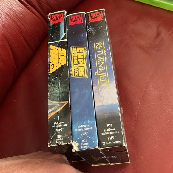 Vintage STAR WARS Trilogy VHS Box Set - Picture 2 of 6
